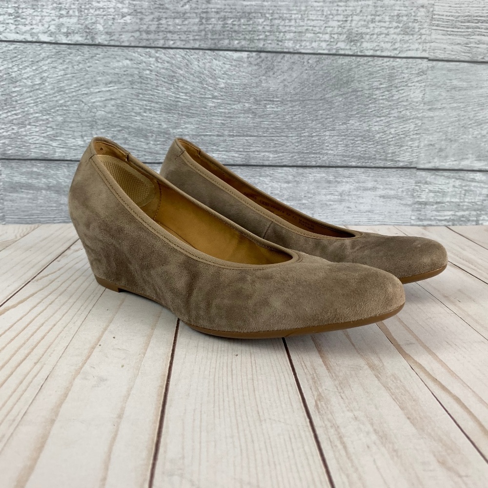 Gabor Sacchetto Taupe Suede Wedges Size 6.5